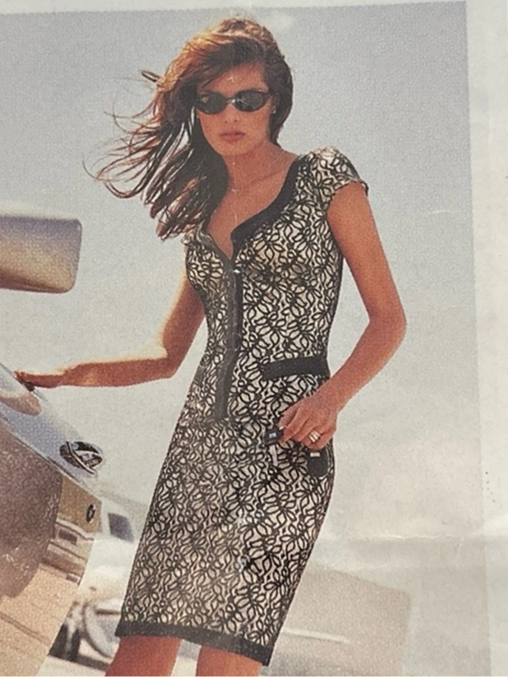 Vintage Moda international Black and Cream Lace-Pattern knee length Dress
